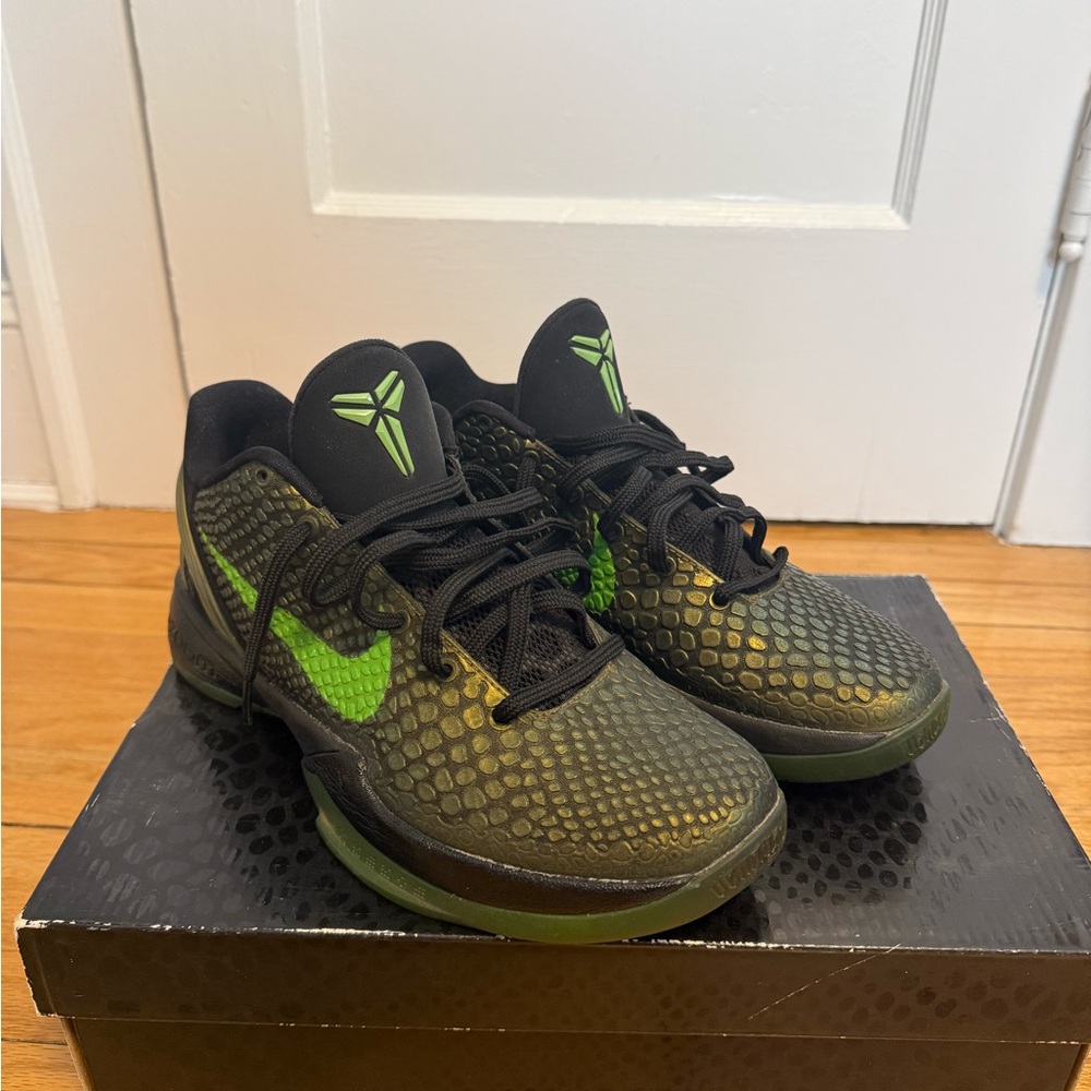 Nike Zoom Kobe VI 6 Supreme Rice Men’s Size  8 446442 301